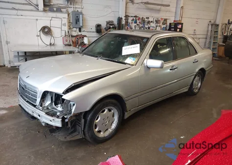 1999 Mercedes-Benz C 230 Kompressor from USA, damaged, VIN WDBHA24G5XA711781